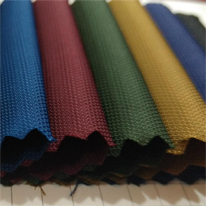 Tissu respirant imperméable en taffetas de nylon recyclé 30D 125 g/m² pour veste et sac d'extérieur