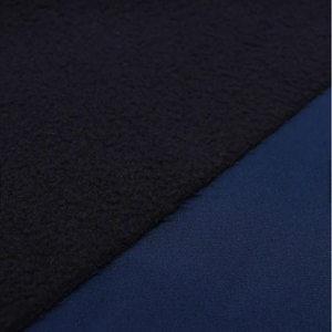 Softshell extensible dans 4 sens en polyester recyclé à 3 couches avec polaire recyclée pour veste d'extérieur