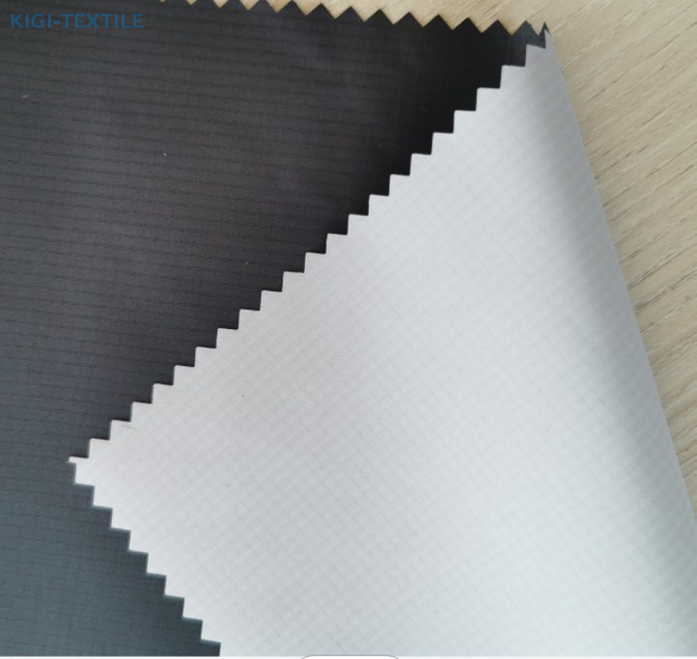 300T 0,2 Double ligne RibStop Recycle Recycle Polyester Pongee Tissu blanc PU revêtement de veste