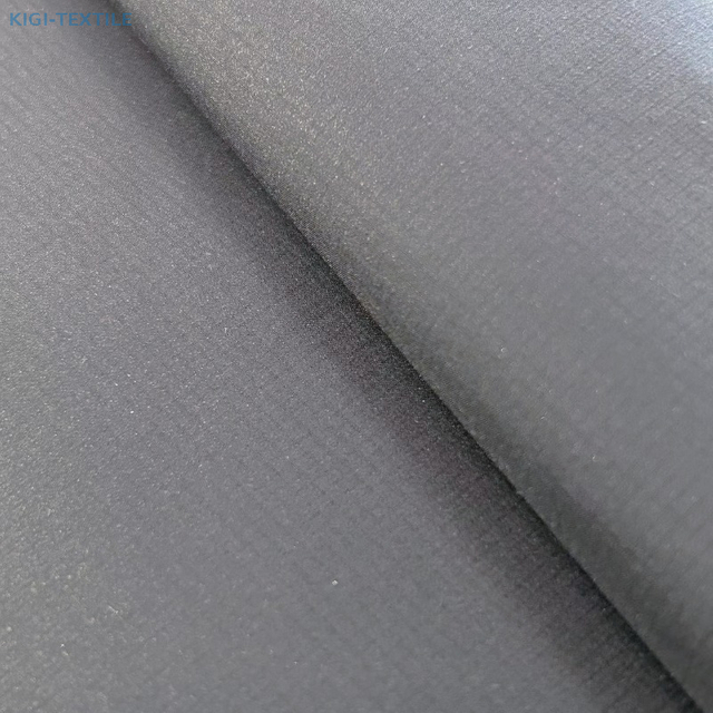Modèle de grille de 3 couches 20D N66 100% nylon 3 en 1 tissu laminé léger pour la veste extérieure avec finition WP / WR
