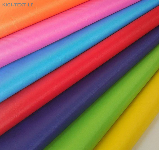 HOTSALE 210T 70D IMPHERPORTHER RIPSTOP 65GSM DOWN Veste Matte de couche Doublure en nylon Tissu en nylon
