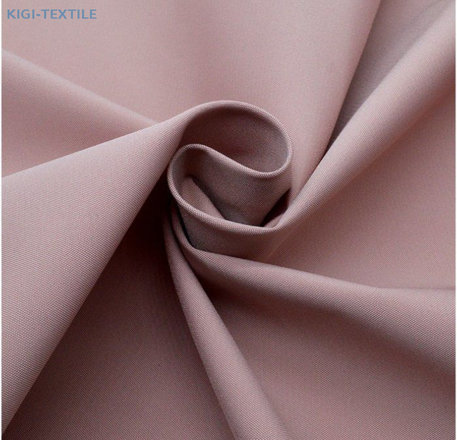 Polyester 100% recyclé Film transparent TPU Polyester 150dt400 pour la veste