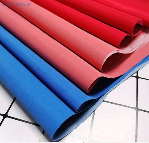 Tissu sans fluor enduit d'unité centrale en nylon Taslon recyclé 228T 200gsm pour veste d'extérieur