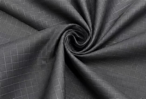 Tissu Ripstop en polyester ignifuge 150D avec revêtement PU